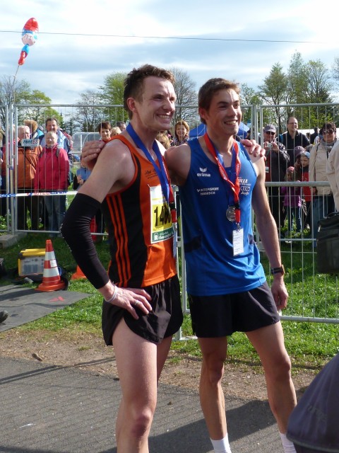 Die Sieger auf der Halbmarathondistanz ( links: Marcel Krieghoff, rechts: Thomas Kühlmann)