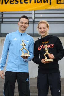 Die Sieger der 11-km-Strecke: Theodor Popp und Nora Kusterer