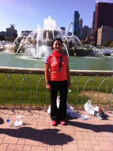 Mit ihrer Teilnahme am Chiacago-Marathon erfüllte sich Heike Fritzlar im Oktober 2014 den Traum von den „Big Five“ (New York, Berlin, Boston, London, Chicago). Trotz Kniebeschwerden kam sie in 4:18 Stunden ins Ziel.